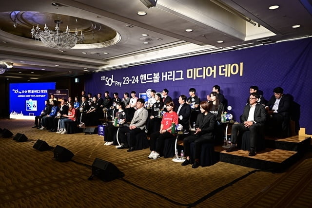 5分钟造17分大逆转！CBA第一黑马被打崩了：吉林无愧巨人杀手！