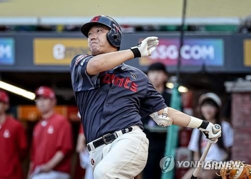 三笘薫：目前数据只有1球2助&还远远不够 持续努力数据自然提升