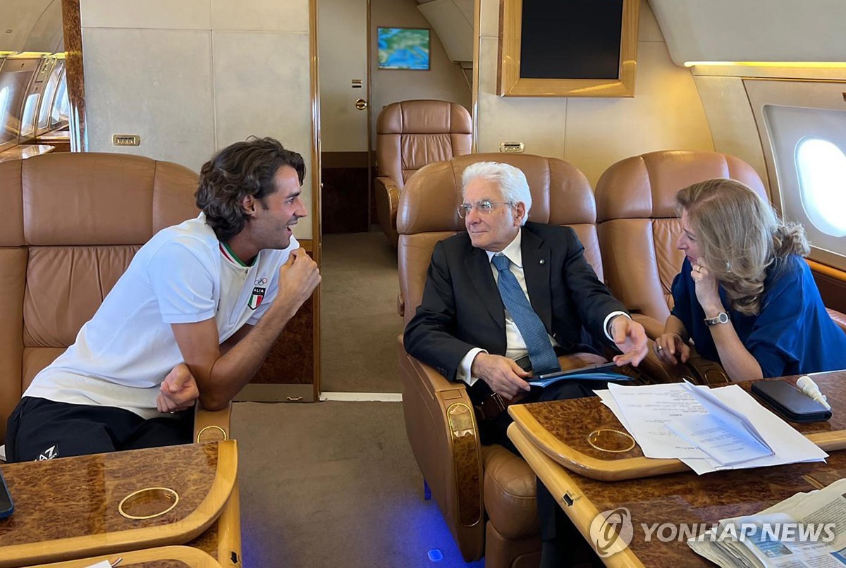 世体：贝吉里斯坦离任不意味着瓜帅会离开，他尚未做出决定