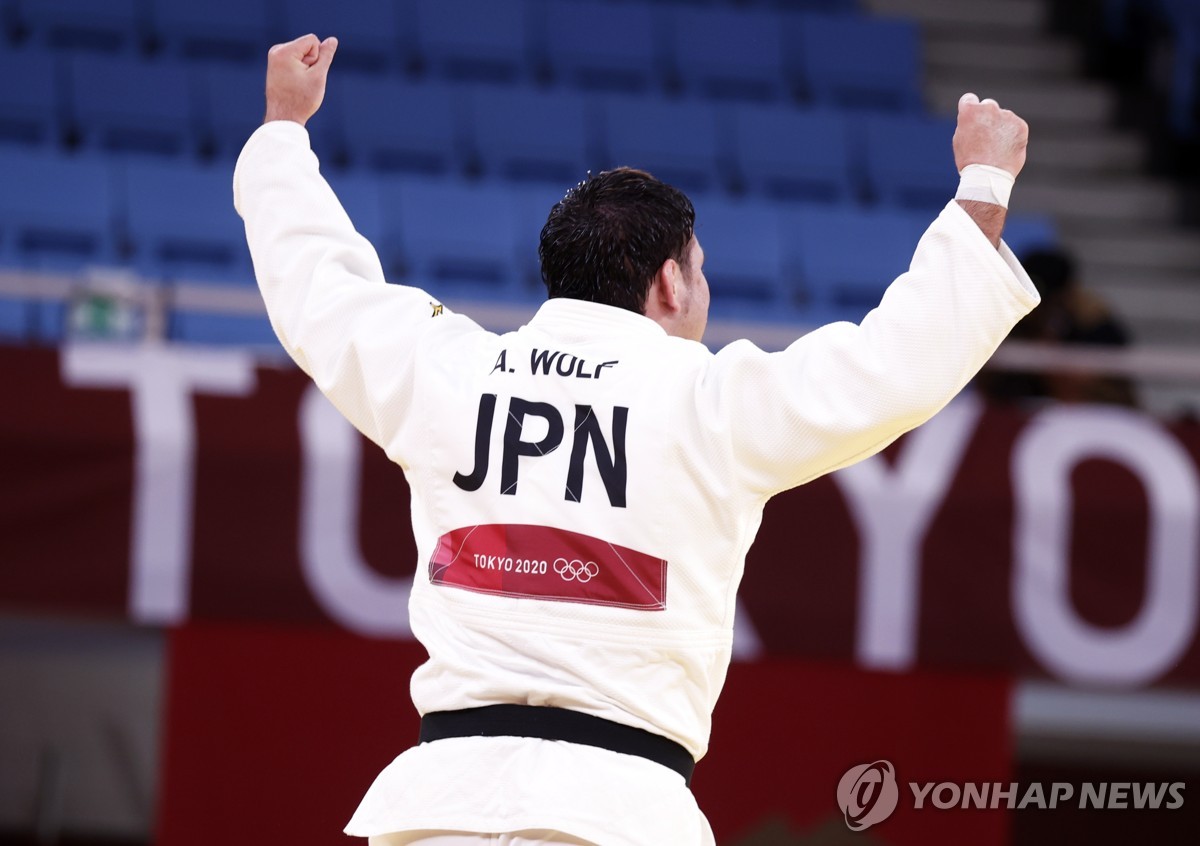 马特乌斯横传 植中朝日推射得手 横滨水手2-1名古屋鲸鱼
