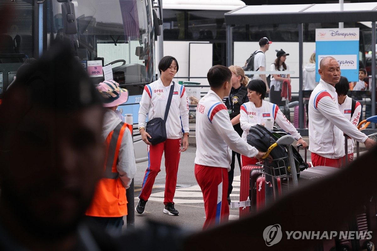 判若两人！武磊18强赛隐身，回归海港追平中超单赛季进球纪录